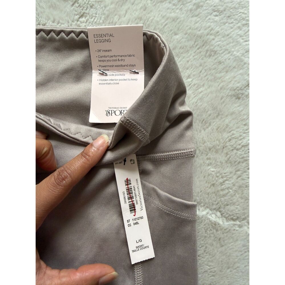 NWT Victoria's Secret Sport Essential 7/8 Leggings Taupe Stone Size L